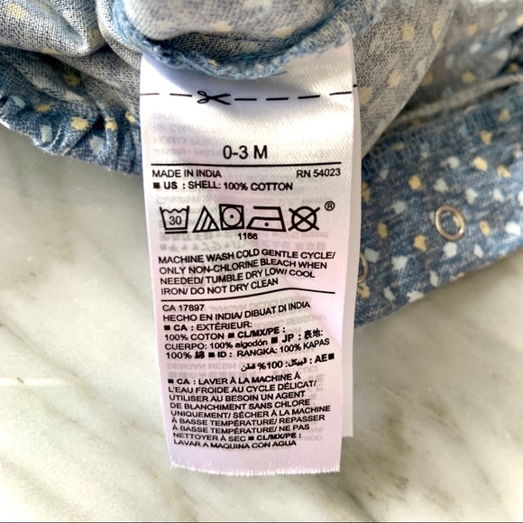 Old Navy•NWT•Bubble Romper•Softened Washed Chambray with Pale Yellow/White•0-3 M - Picture 7 of 9